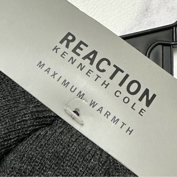 Reaction Kenneth Cole Men’s Gift Set Winter Scarf Cuffed Beanie Hat Charcoal NWT - Picture 3 of 16